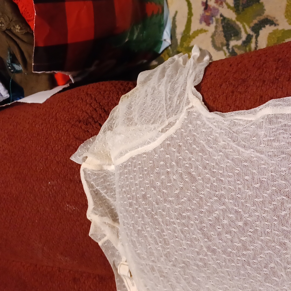 Crop top - Picture 2 of 2